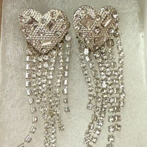Elegant Silver Heart Dangle Fashion Earrings